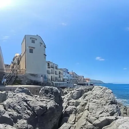 Cefalux - Torre Bastione Sul Mare Apartment Cefalù