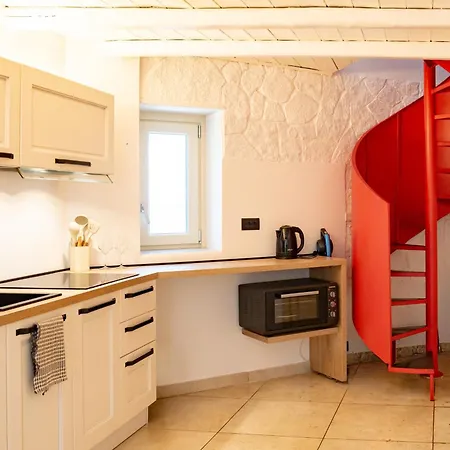 Cefalux - Torre Bastione Sul Mare Apartment *